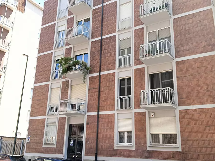 Immagine 1 di Appartamento in vendita  in Via Rueglio 16 a Torino