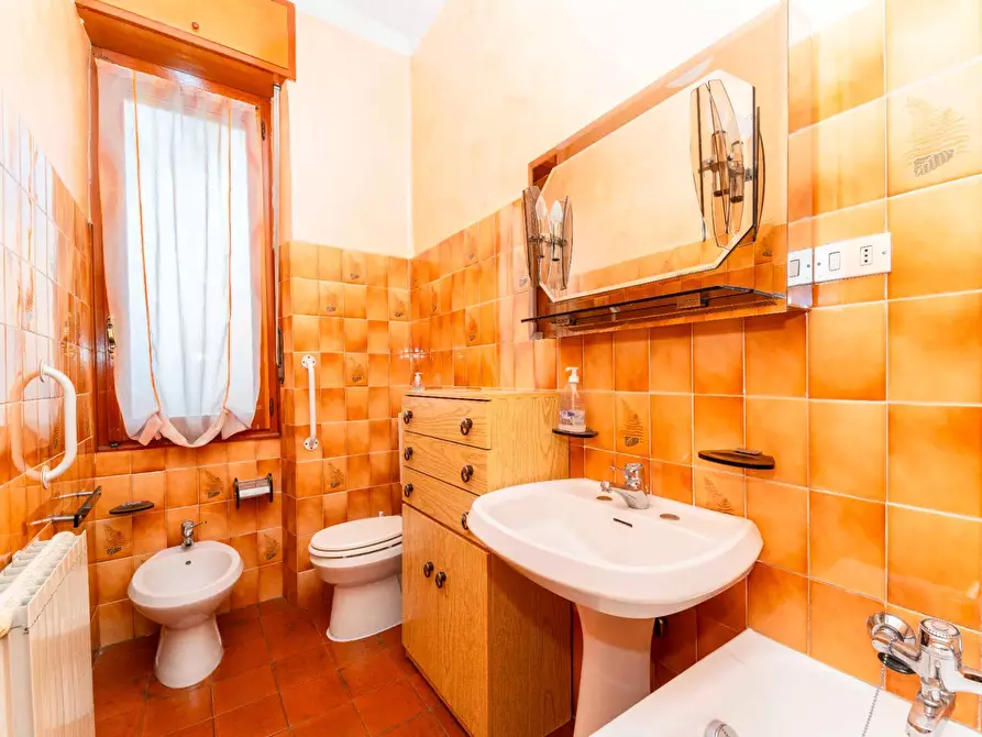 Immagine 11 di Appartamento in vendita  in Via Chambery 61/18 a Torino