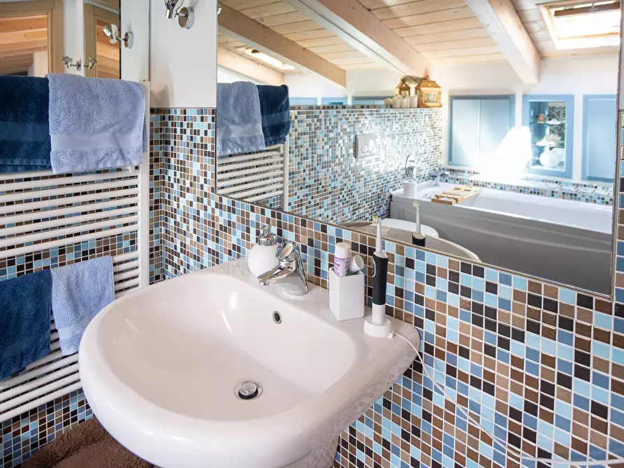 Immagine 14 di Casa indipendente in vendita  in Via Querro 8 a Rivoli