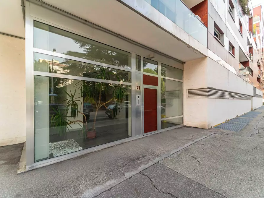 Immagine 2 di Appartamento in affitto  in Via Arnaldo Da Brescia 71 a Torino