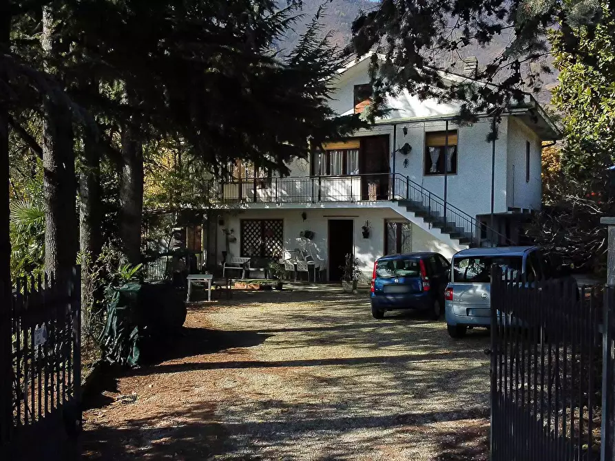 Immagine 2 di Casa indipendente in vendita  in Via Trucco Rossato 46 a Almese