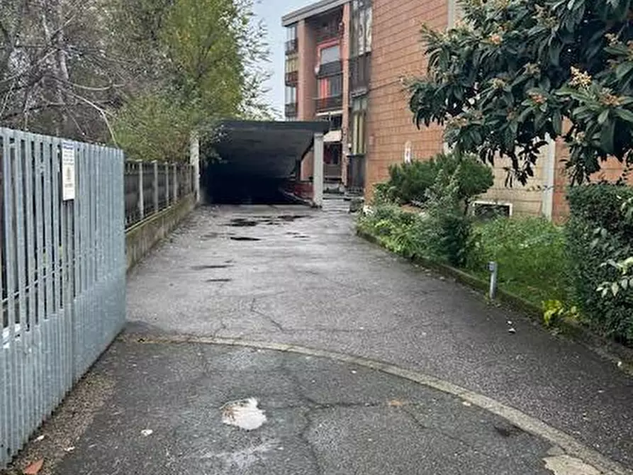 Immagine 12 di Magazzino in vendita  in Via Nallino 42 a Torino