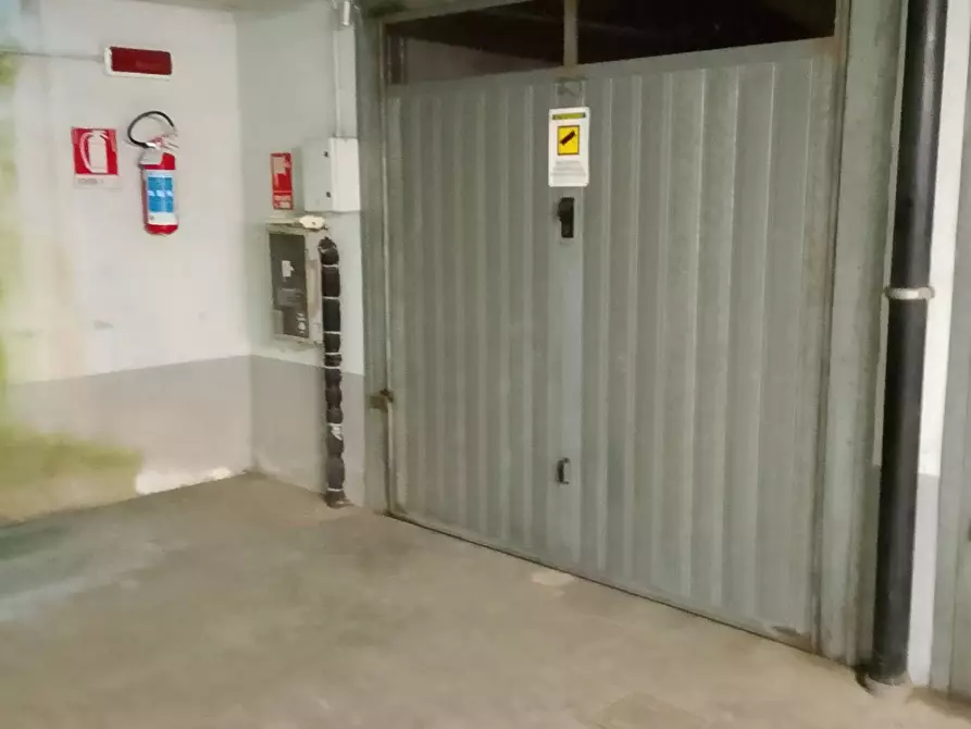 Immagine 4 di Box auto in vendita  in VIA BAZZANINI 15 a Venaria Reale