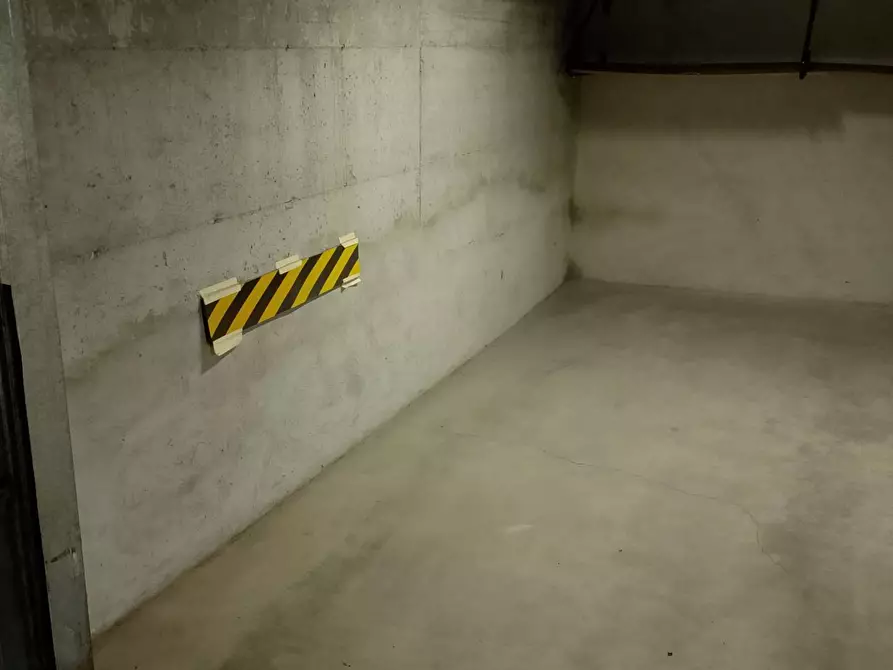 Immagine 5 di Box auto in vendita  in VIA BAZZANINI 15 a Venaria Reale