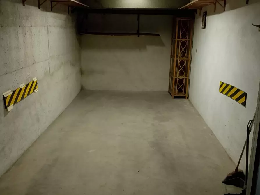 Immagine 7 di Box auto in vendita  in VIA BAZZANINI 15 a Venaria Reale