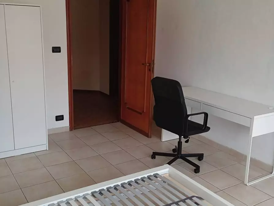 Immagine 28 di Appartamento in affitto  in corso Svizzera 76 a Torino