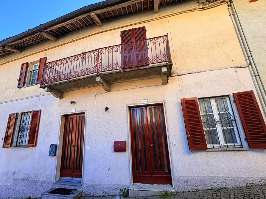 Immagine 3 di Casa indipendente in vendita  in via Regina Margherita 10 e 10A a Albugnano