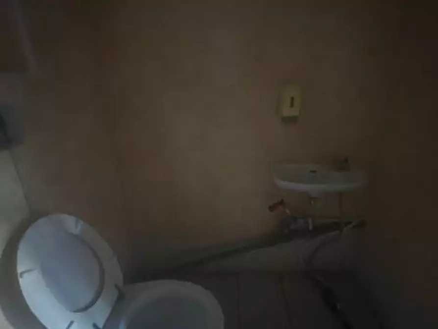 Immagine 7 di Locale commerciale in vendita  in via tenda 1 a Ventimiglia