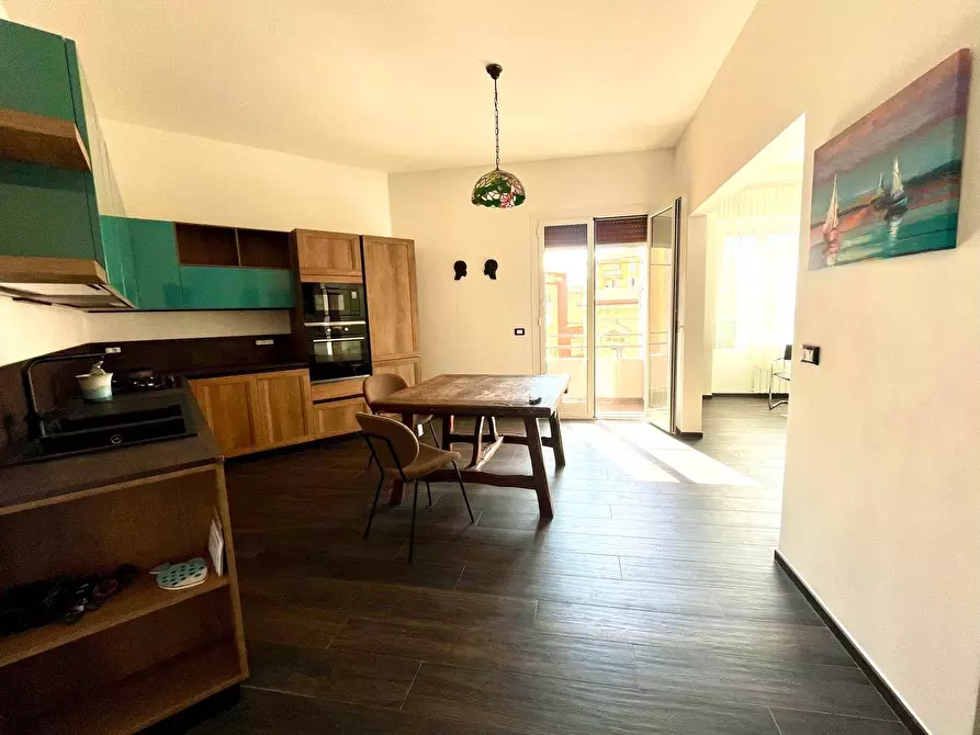 Immagine 1 di Appartamento in vendita  in VIA MAMELI 3 a Ventimiglia
