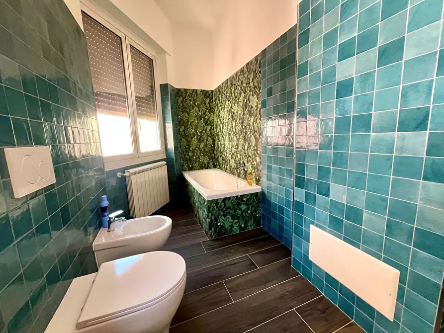 Immagine 15 di Appartamento in vendita  in VIA MAMELI 3 a Ventimiglia