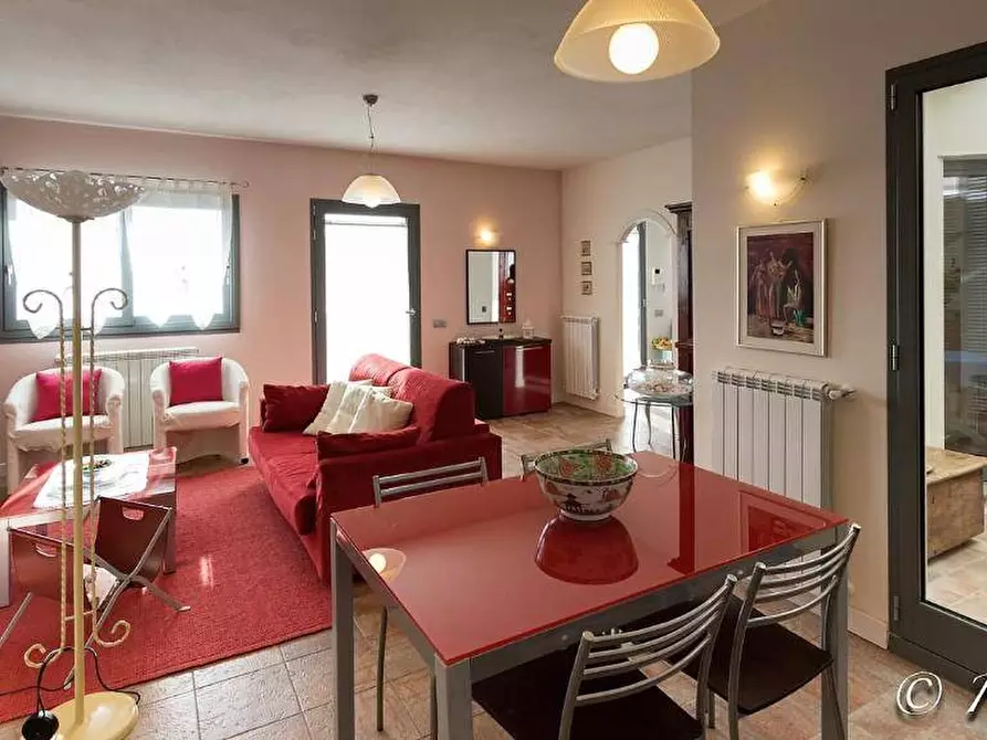 Immagine 8 di Casa semindipendente in vendita  in VIA MONTEFONTANE 35 a Camporosso