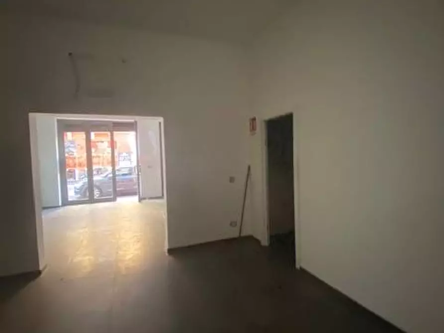 Immagine 6 di Locale commerciale in affitto  in via cavour 8 a Ventimiglia