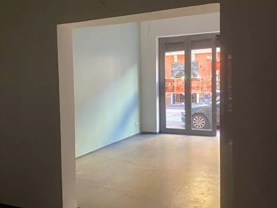 Immagine 8 di Locale commerciale in affitto  in via cavour 8 a Ventimiglia