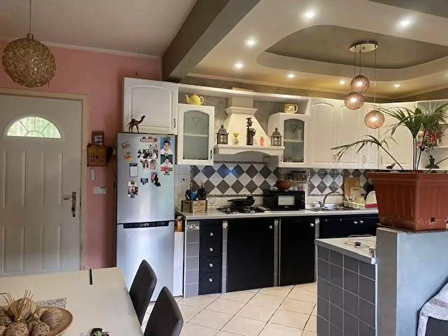 Immagine 7 di Casa indipendente in vendita  in farzione Verrandi snc a Ventimiglia