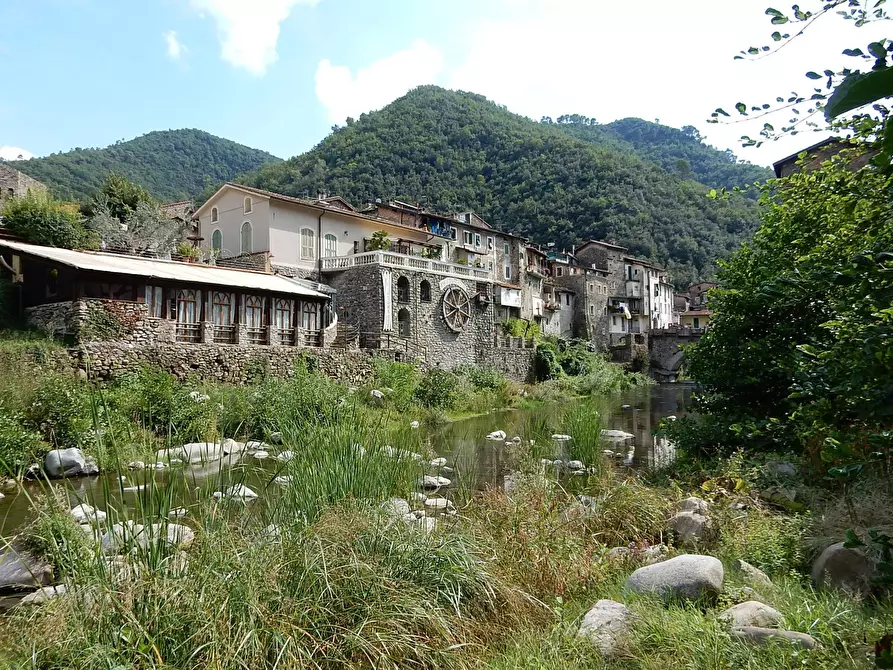 Immagine 4 di Casa indipendente in vendita  in via fontane 3 a Apricale