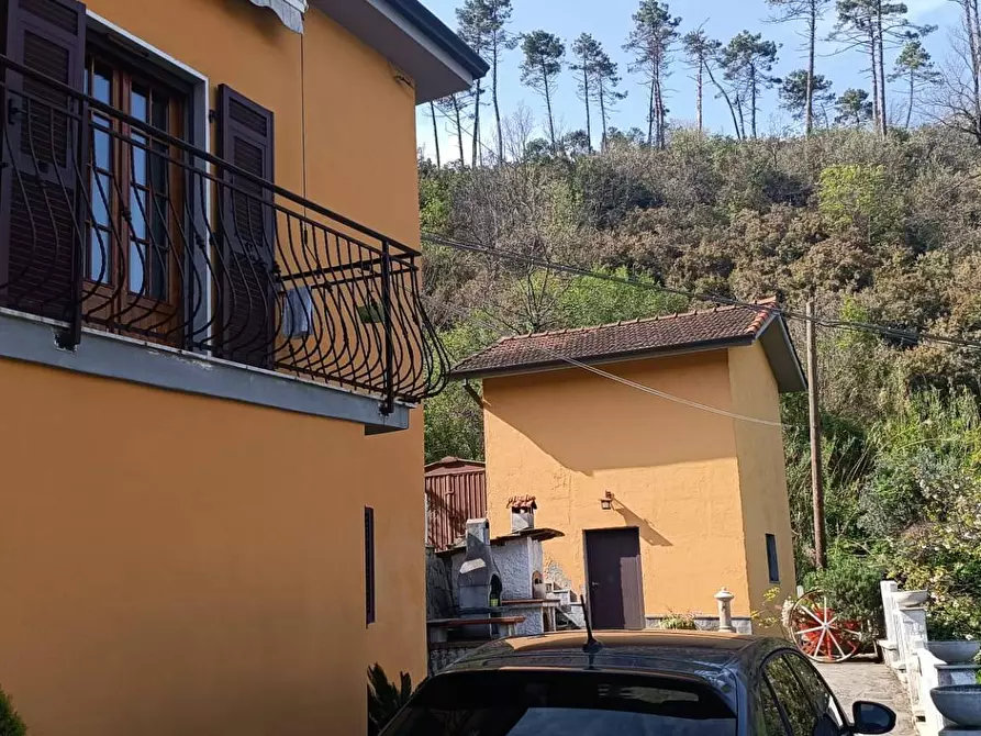 Immagine 3 di Villa in vendita  in Via 1 Maggio 50 a Beverino