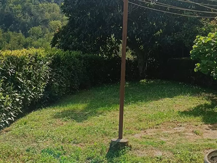 Immagine 6 di Villa in vendita  in Via 1 Maggio 50 a Beverino