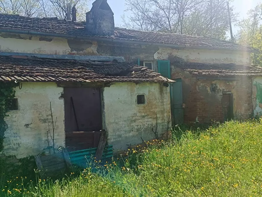 Immagine 1 di Rustico / casale in vendita  in Via I Maggio a Aulla