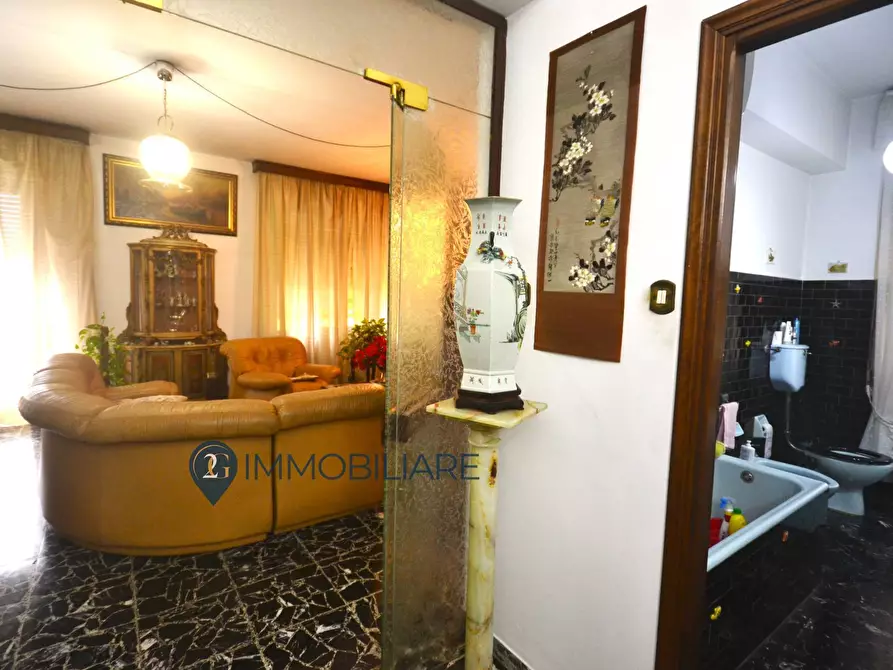 Immagine 10 di Appartamento in vendita  in Via San Cipriano 5 a La Spezia