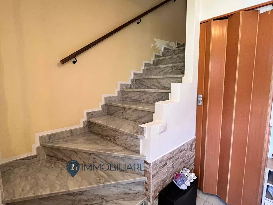 Immagine 9 di Casa indipendente in vendita  in Via Papa Giovanni XXIII 23 a Beverino