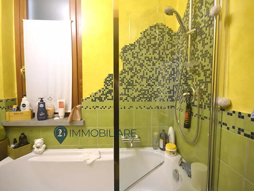 Immagine 14 di Villa in vendita  in Via I Maggio 250 a Beverino