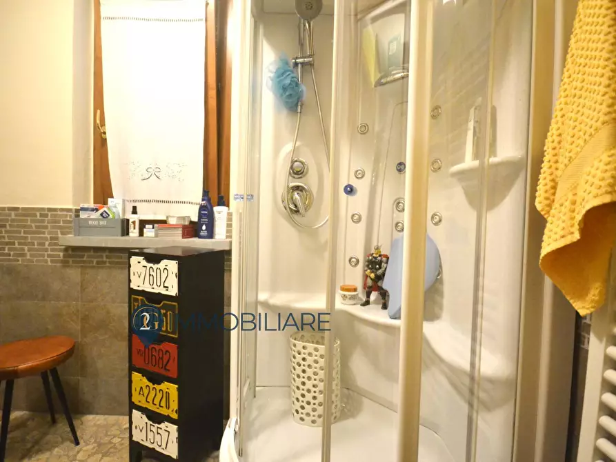 Immagine 35 di Villa in vendita  in Via I Maggio 250 a Beverino