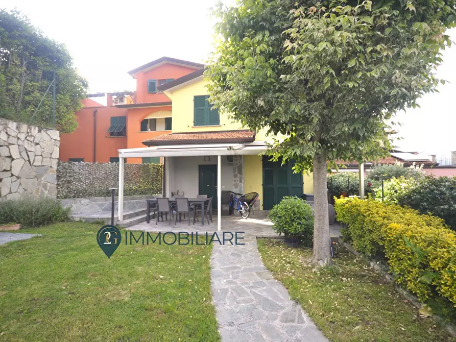 Immagine 37 di Villa in vendita  in Via I Maggio 250 a Beverino