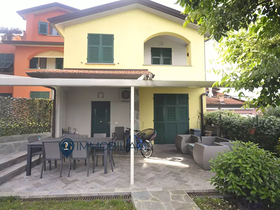 Immagine 41 di Villa in vendita  in Via I Maggio 250 a Beverino