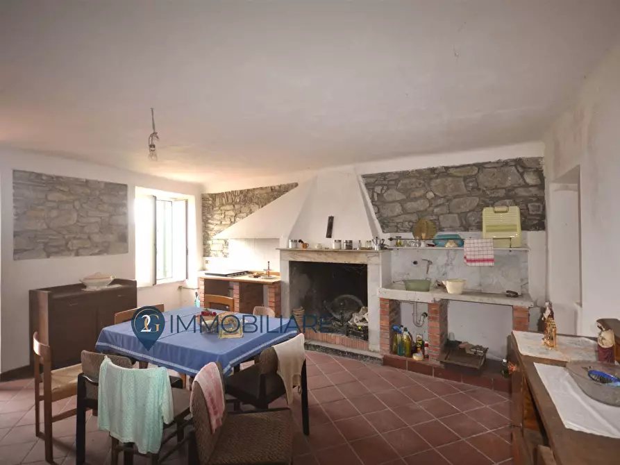 Immagine 2 di Casa indipendente in vendita  in Via Usurana 1 a Beverino