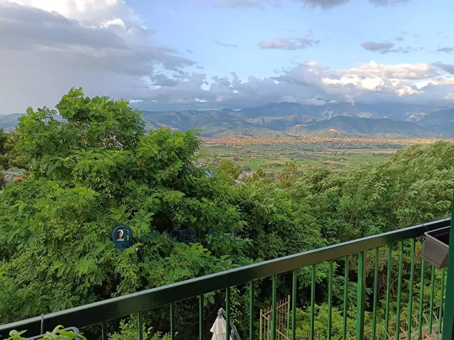 Immagine 19 di Appartamento in vendita  in Via Colombo a Ameglia