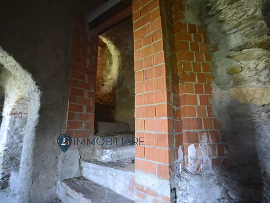 Immagine 27 di Appartamento in vendita  in Cornia 10 a Beverino