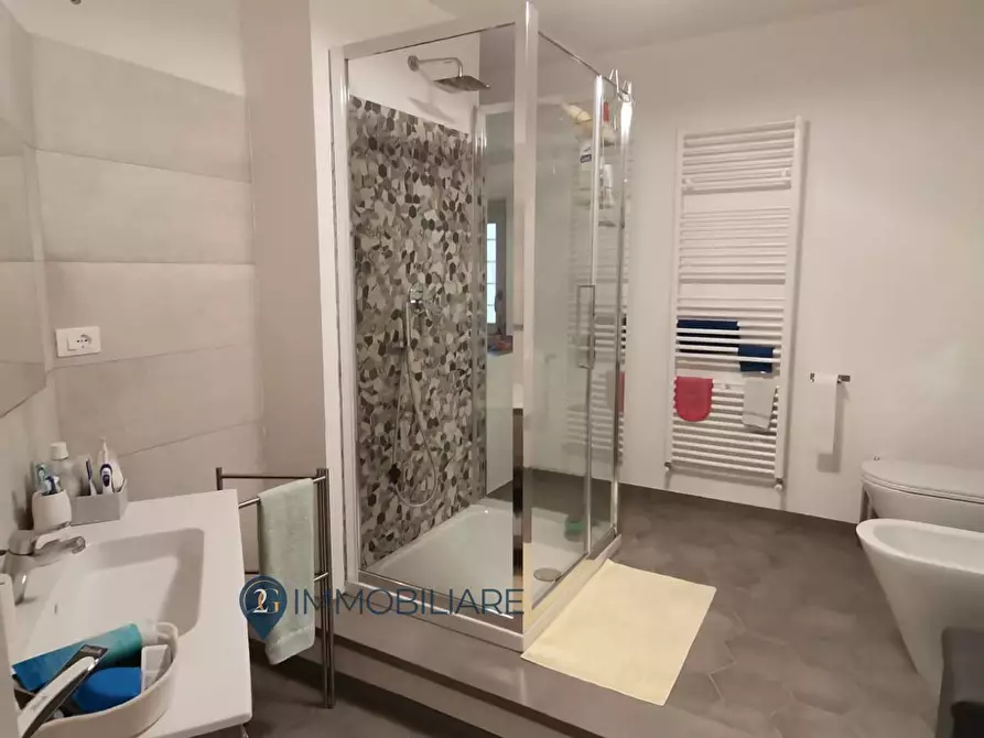 Immagine 4 di Appartamento in vendita  in Nicola di Ortonovo a Ortonovo