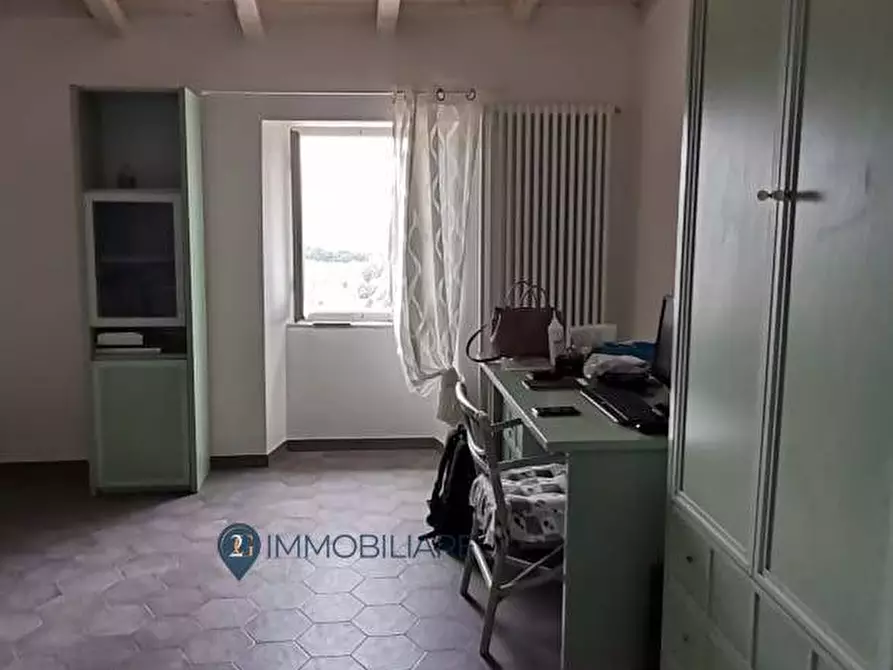 Immagine 12 di Appartamento in vendita  in Nicola di Ortonovo a Ortonovo