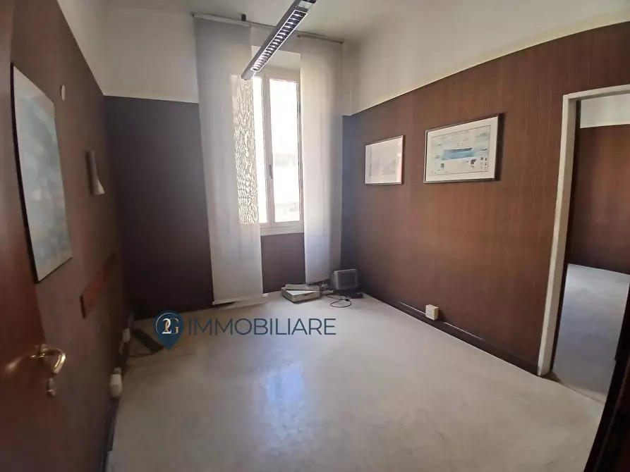 Immagine 16 di Appartamento in vendita  in Via XXIV Maggio 17 a La Spezia