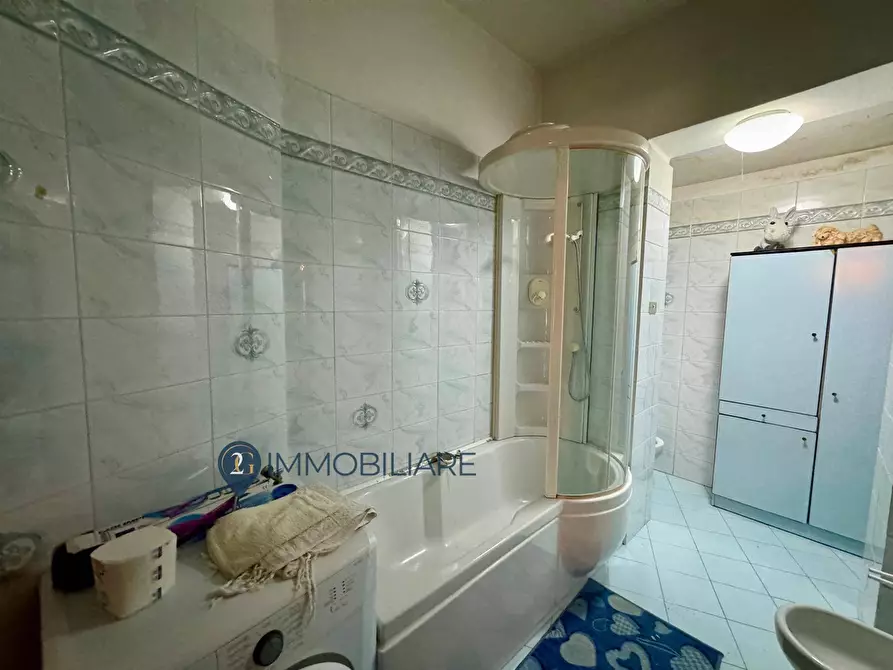 Immagine 8 di Appartamento in vendita  in Via Plava 15 a La Spezia