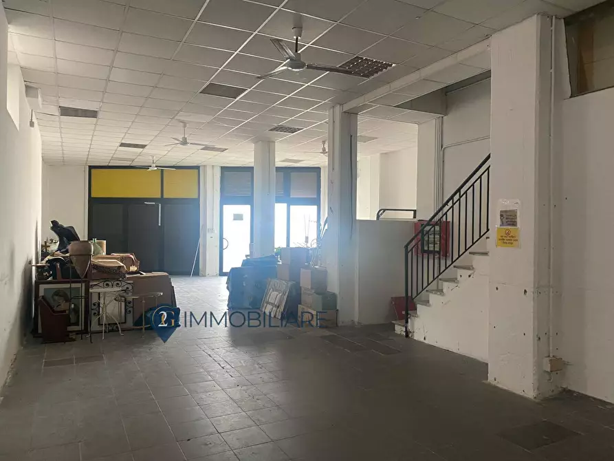 Immagine 23 di Locale commerciale in vendita  in Via Marco Federici 13 a La Spezia