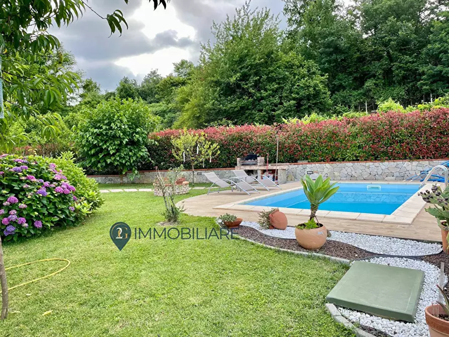 Immagine 23 di Villa in vendita  in Via Trompedo Sud 40 a Beverino