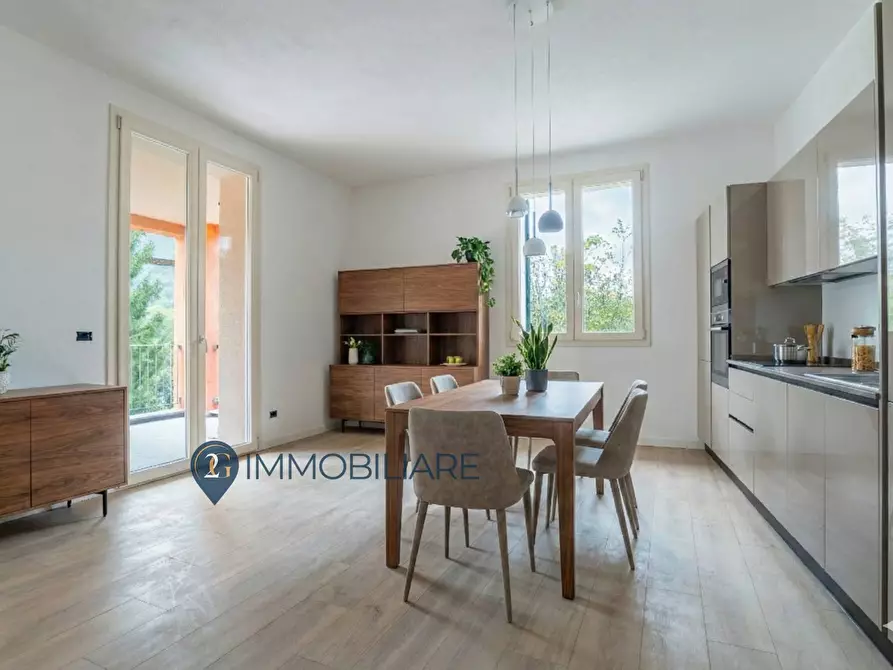 Immagine 5 di Appartamento in vendita  in via genova 615 a La Spezia