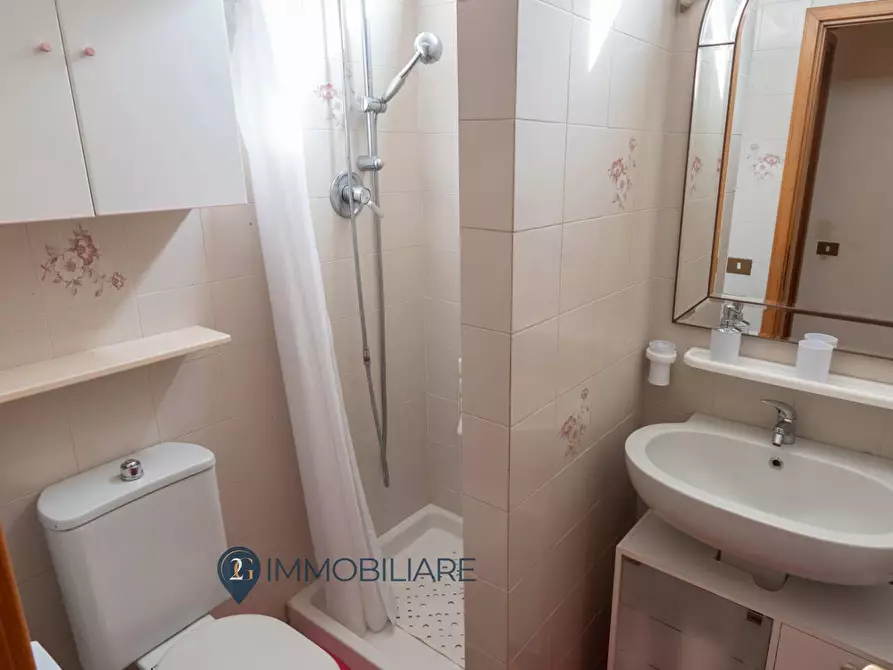 Immagine 8 di Villetta a schiera in vendita  in Via Bologna a Ortonovo