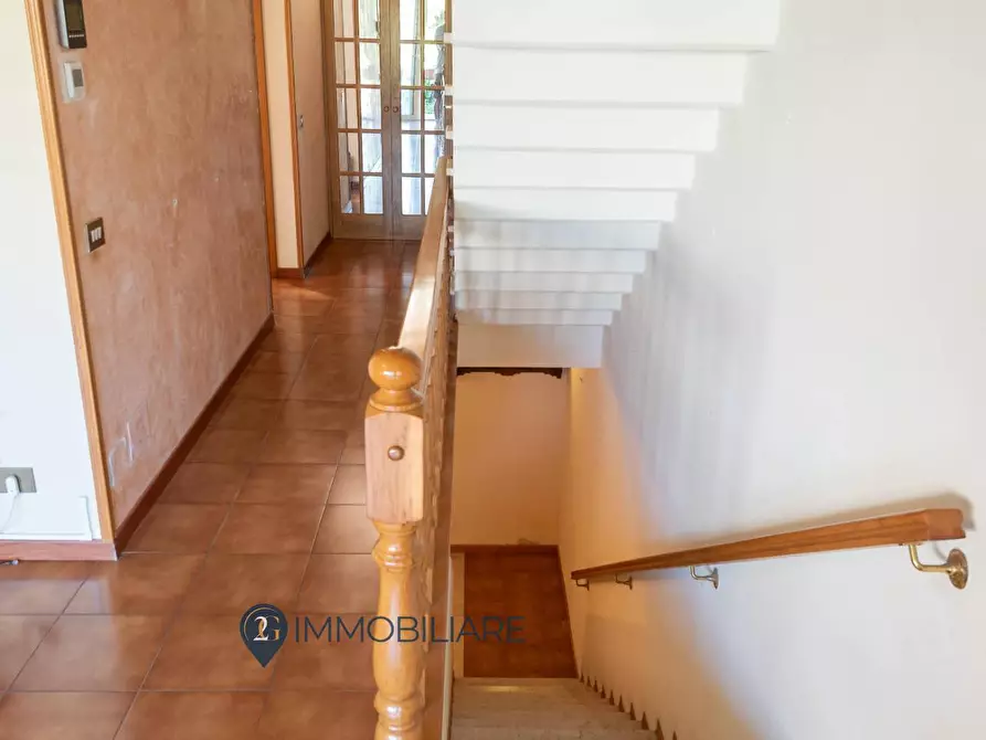 Immagine 9 di Villetta a schiera in vendita  in Via Bologna a Ortonovo