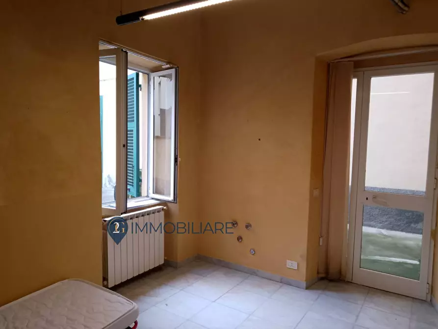 Immagine 24 di Appartamento in vendita  in Via Genova a La Spezia