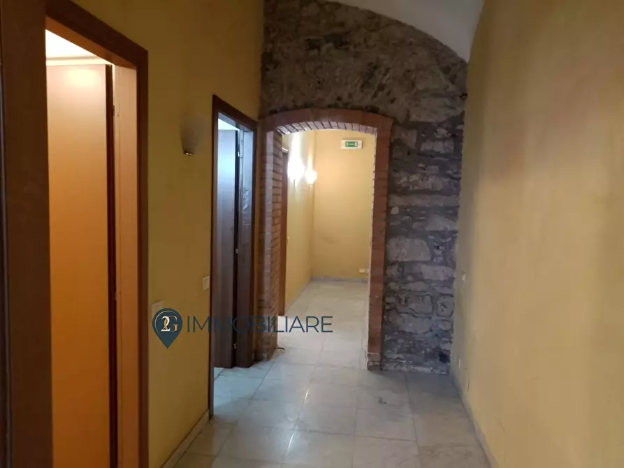 Immagine 38 di Appartamento in vendita  in Via Genova a La Spezia