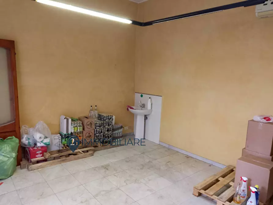 Immagine 39 di Appartamento in vendita  in Via Genova a La Spezia