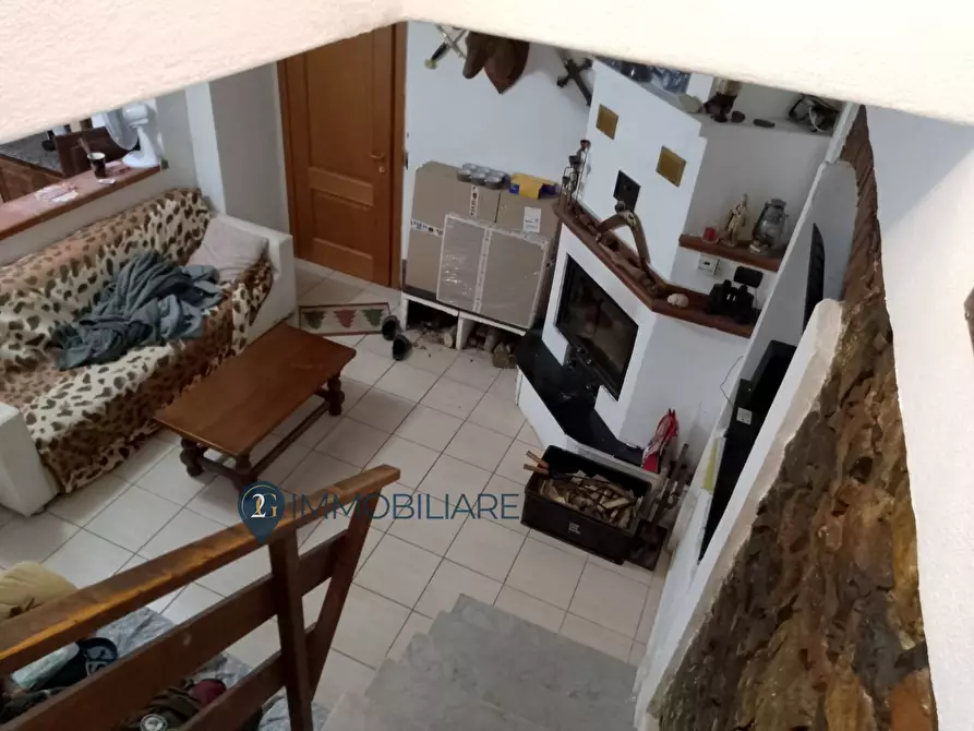 Immagine 15 di Casa semindipendente in vendita  in Via Figliola a Ortonovo