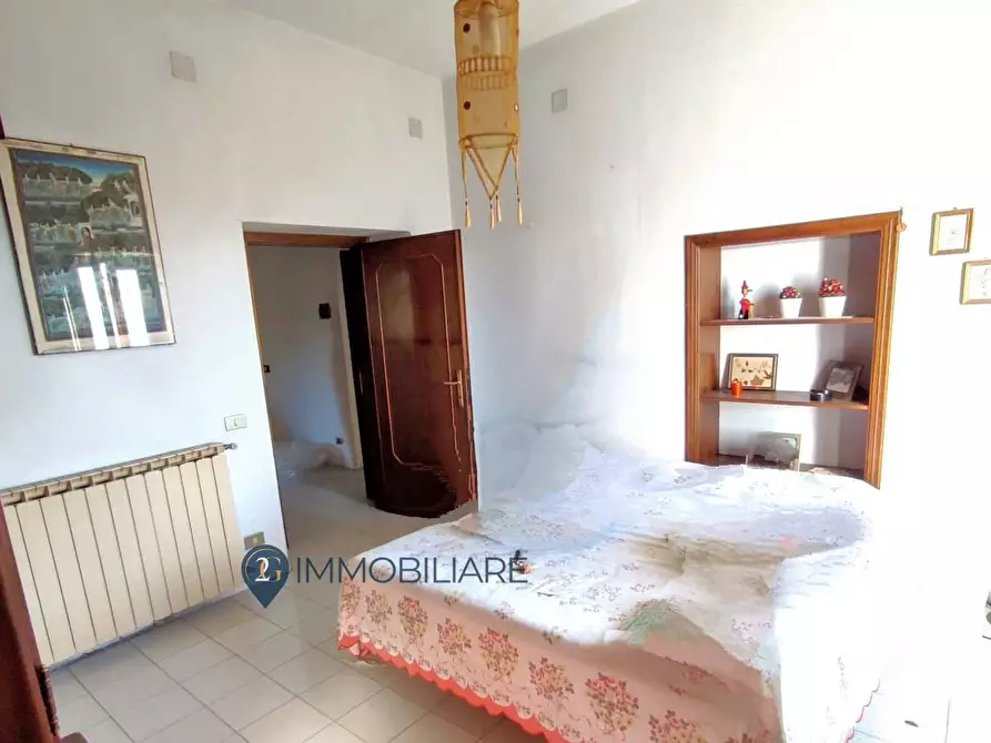 Immagine 11 di Appartamento in vendita  in Via Castello a Beverino