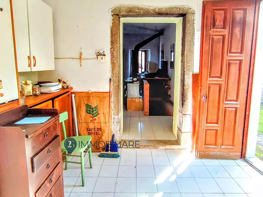 Immagine 13 di Appartamento in vendita  in Via Castello a Beverino