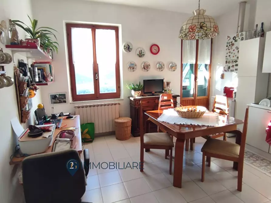 Immagine 9 di Appartamento in vendita  in Via Castello a Beverino