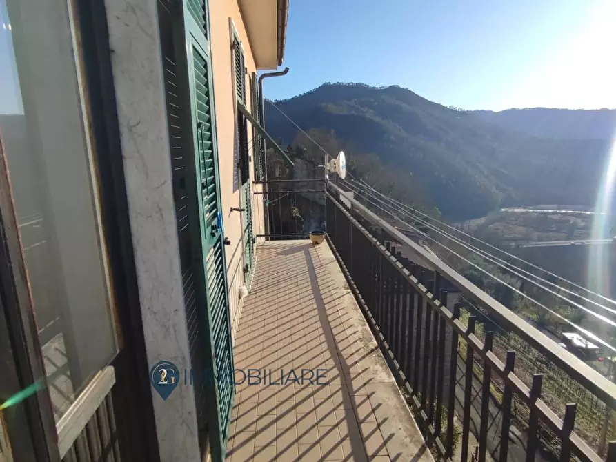 Immagine 14 di Appartamento in vendita  in Via Castello a Beverino