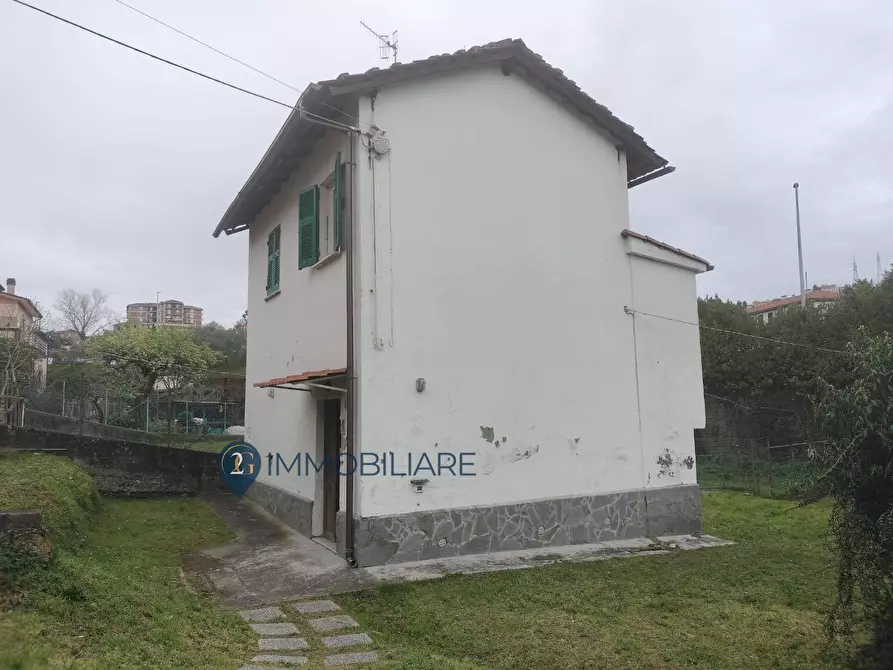 Immagine 1 di Casa indipendente in vendita  in Via Delle Pianazze 2 a La Spezia