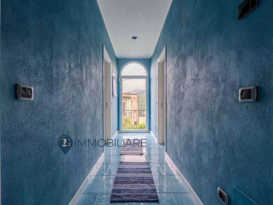 Immagine 13 di Casa semindipendente in vendita  in Salita Del Pianello a La Spezia